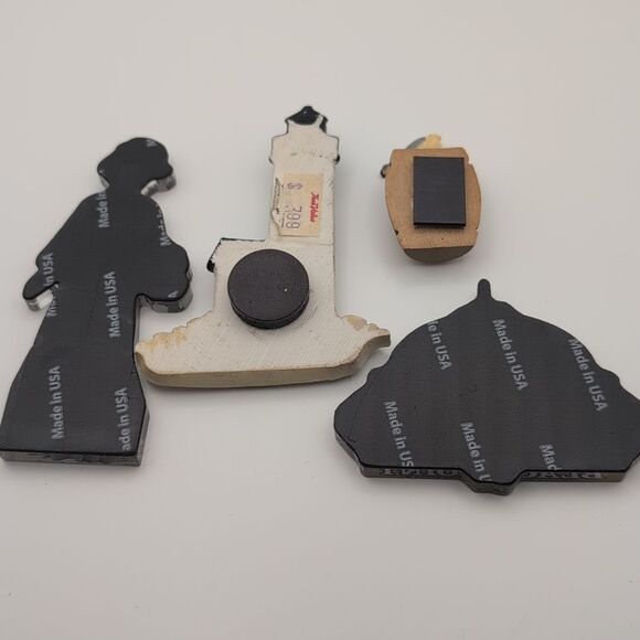 Lot of 4 Wisconsin kitschy‎ refrigerator magnets souvenir - Picture 2 of 6